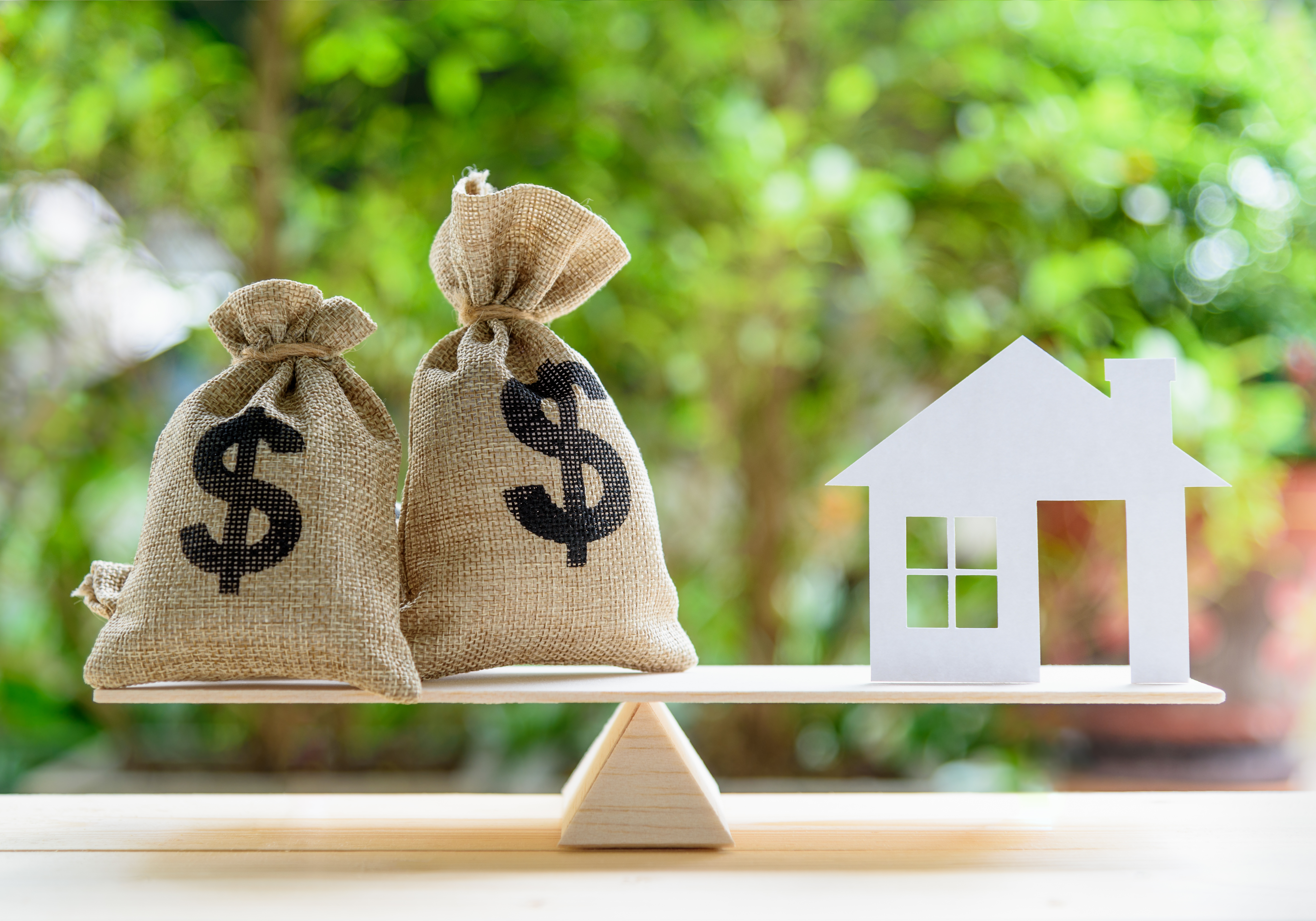 iStock 1025416706 Financing solutions in a market of rising home prices and interest rates